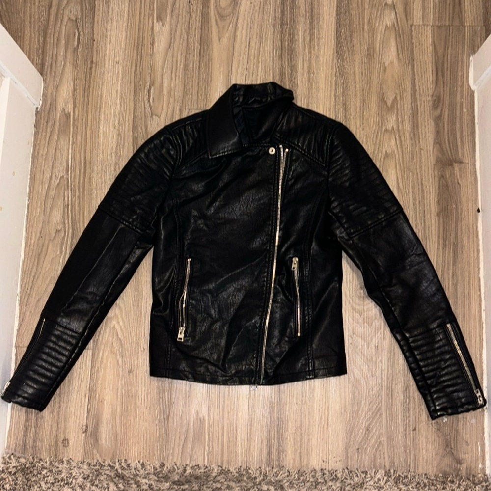 TOPMAN women’s leather jacket